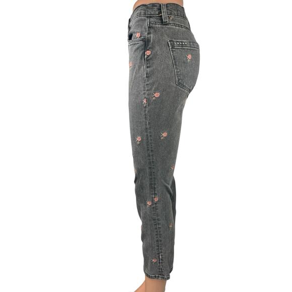 Blank NYC Black Madison Floral Embroidered Crop Straight Denim Jeans Size 25 - Picture 2 of 6